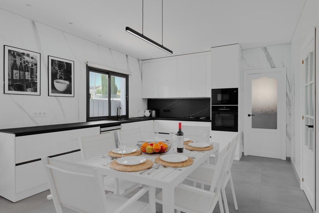 6 Bed Townhouse for sale in Calpe Costa Blanca, Alicante, Spain