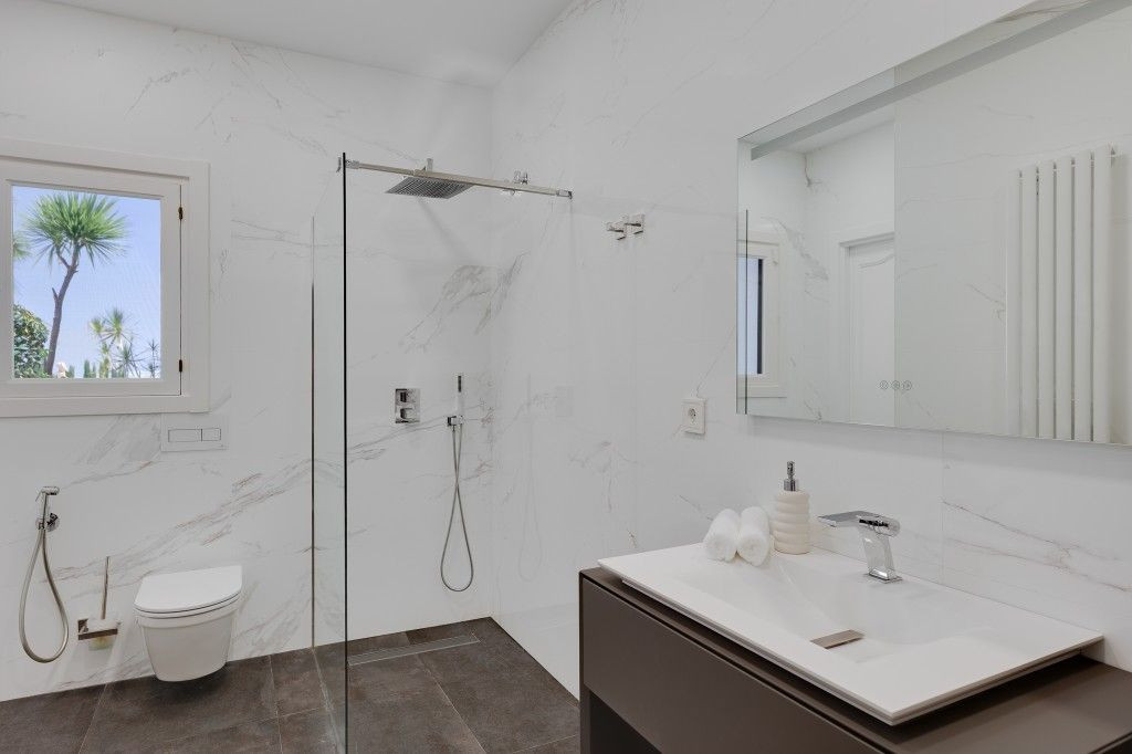 6 Bed Townhouse for sale in Calpe Costa Blanca, Alicante, Spain