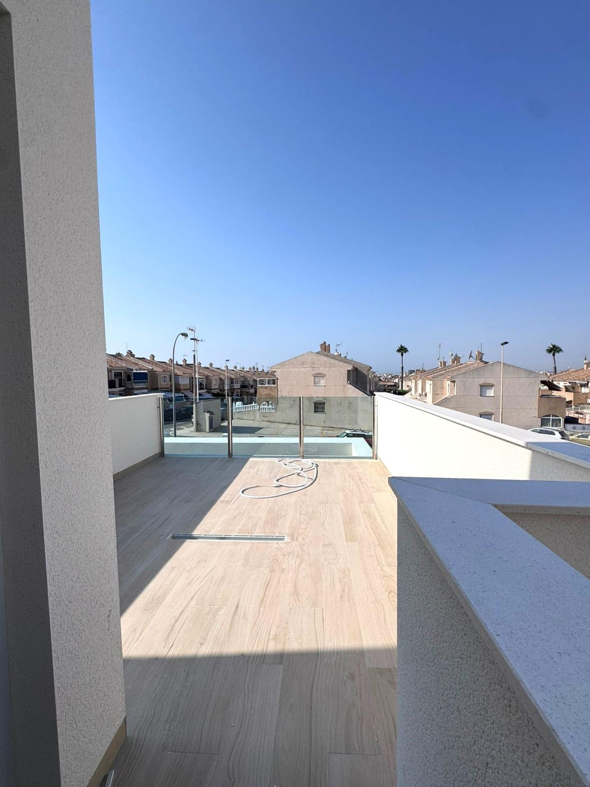 Se vende Villa - Chalet de 3 dormitorios en Costa Blanca, Alicante, España