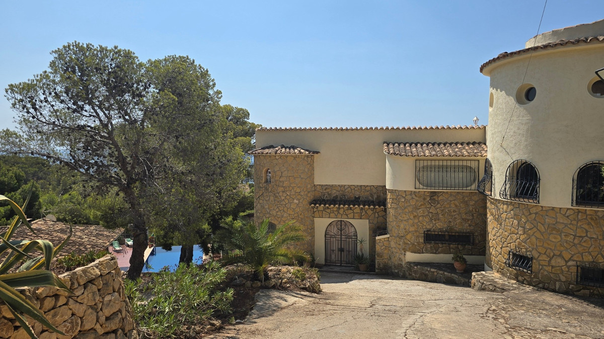 3 Bed Townhouse for sale in Altea Costa Blanca, Alicante, Spain