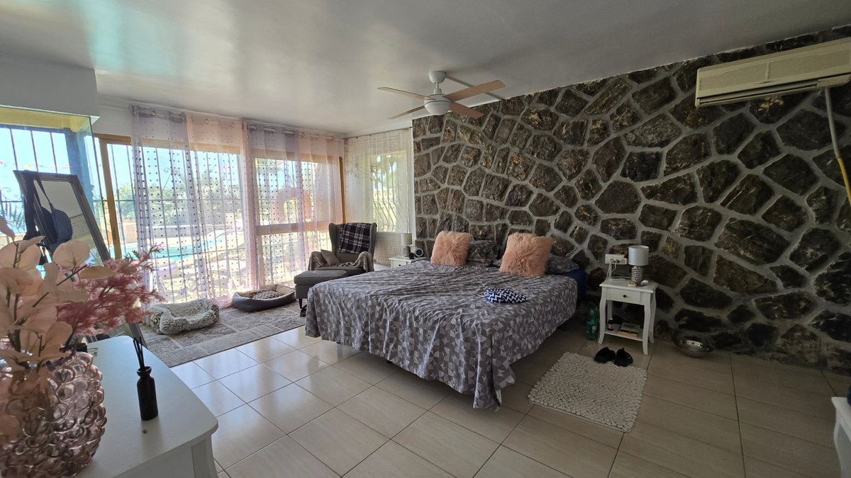 3 Bed Townhouse for sale in Altea Costa Blanca, Alicante, Spain