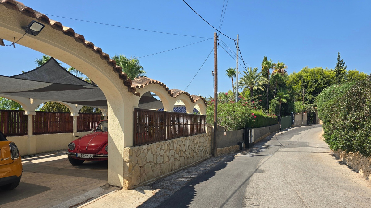 3 Bed Townhouse for sale in Altea Costa Blanca, Alicante, Spain