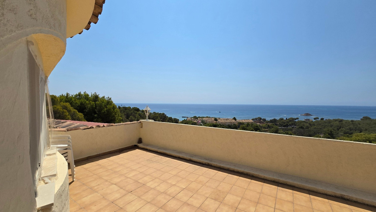3 Bed Townhouse for sale in Altea Costa Blanca, Alicante, Spain