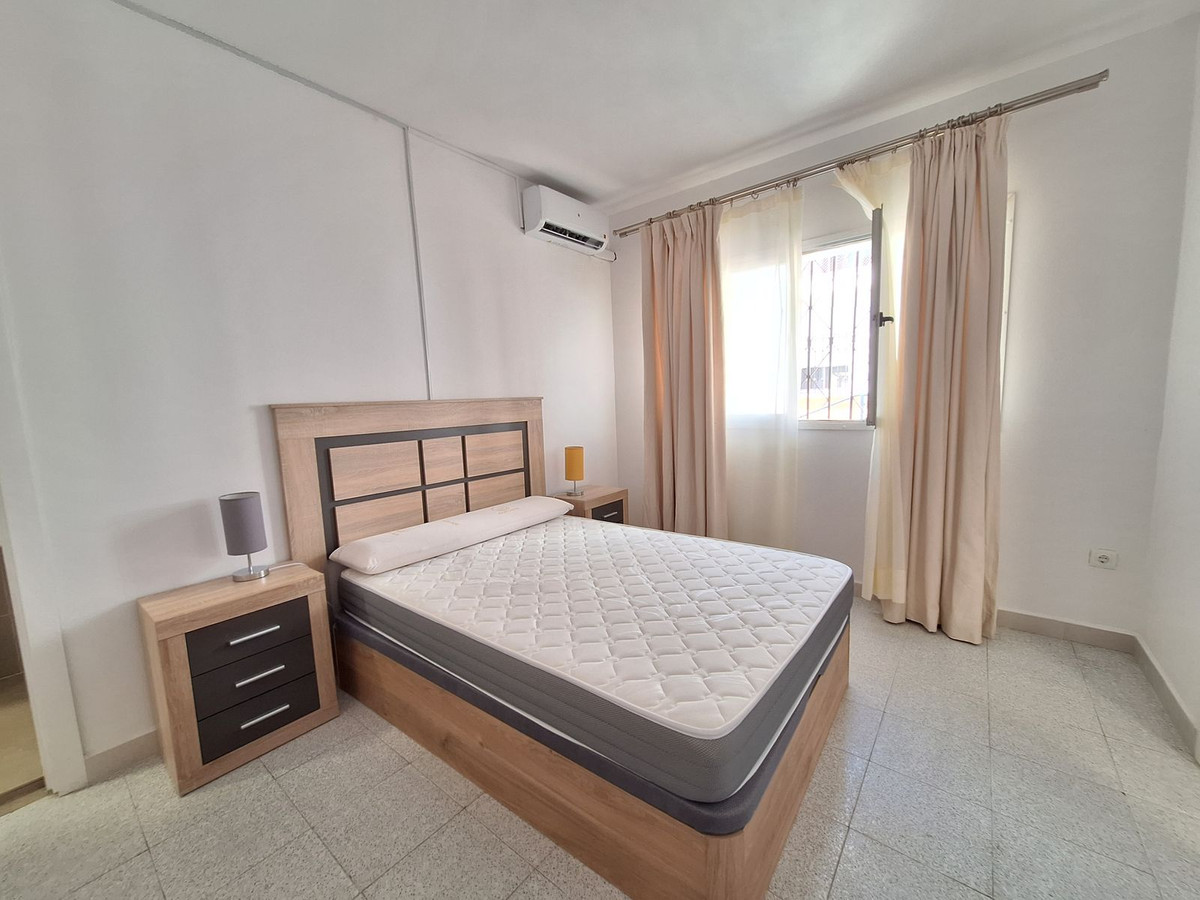 Se vende Pareada de 4 dormitorios en Costa Del Sol, Cadiz, España