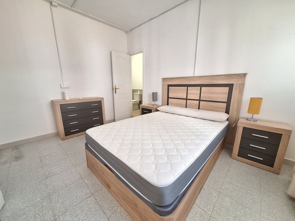 Se vende Pareada de 4 dormitorios en Costa Del Sol, Cadiz, España