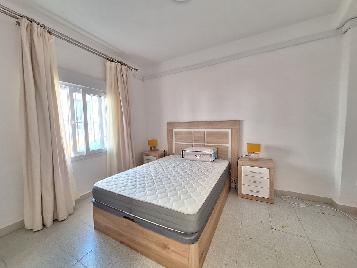 Se vende Pareada de 4 dormitorios en Costa Del Sol, Cadiz, España