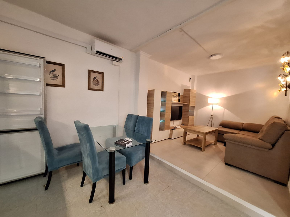 Se vende Pareada de 4 dormitorios en Costa Del Sol, Cadiz, España
