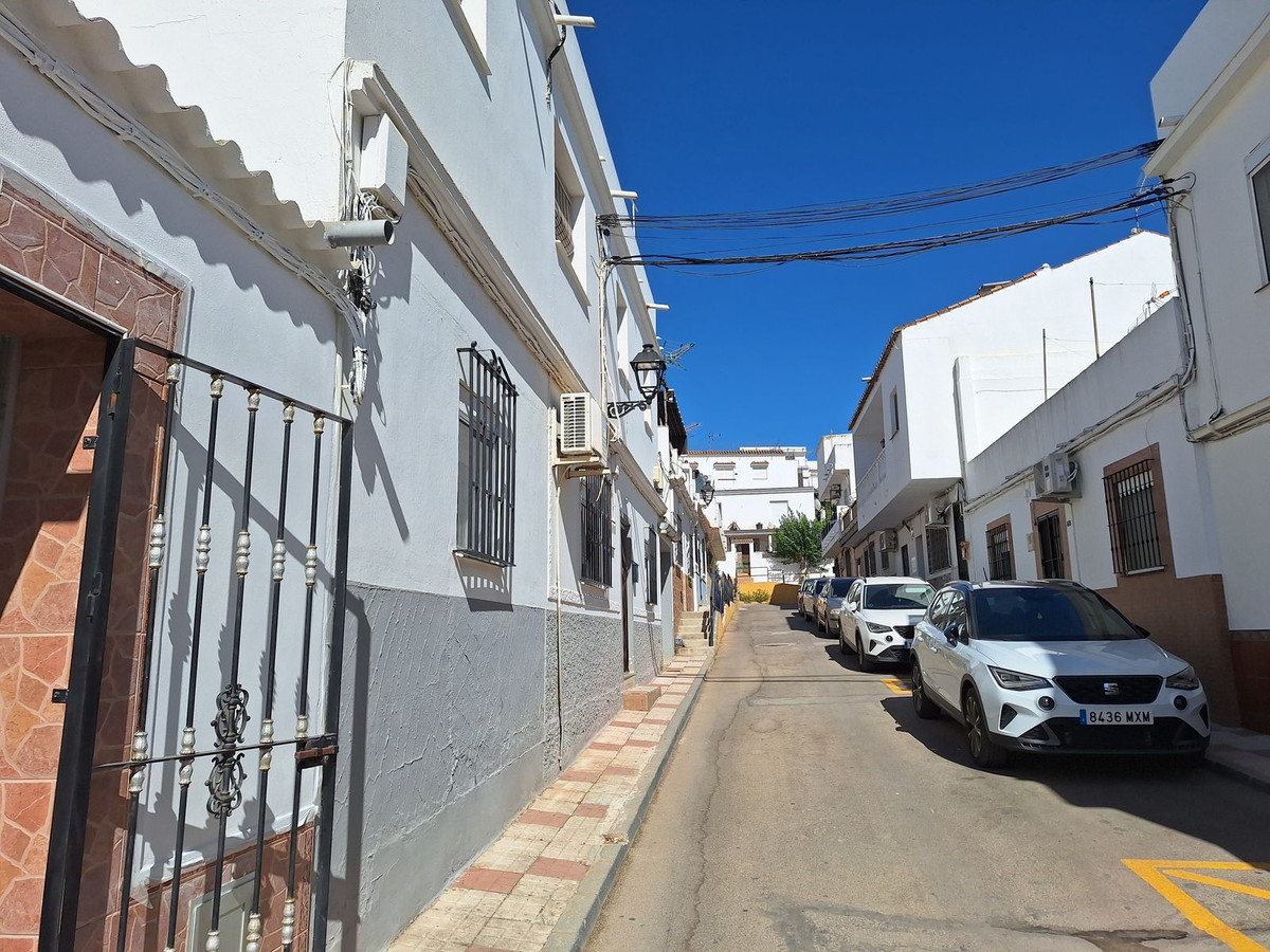 Se vende Pareada de 4 dormitorios en Costa Del Sol, Cadiz, España