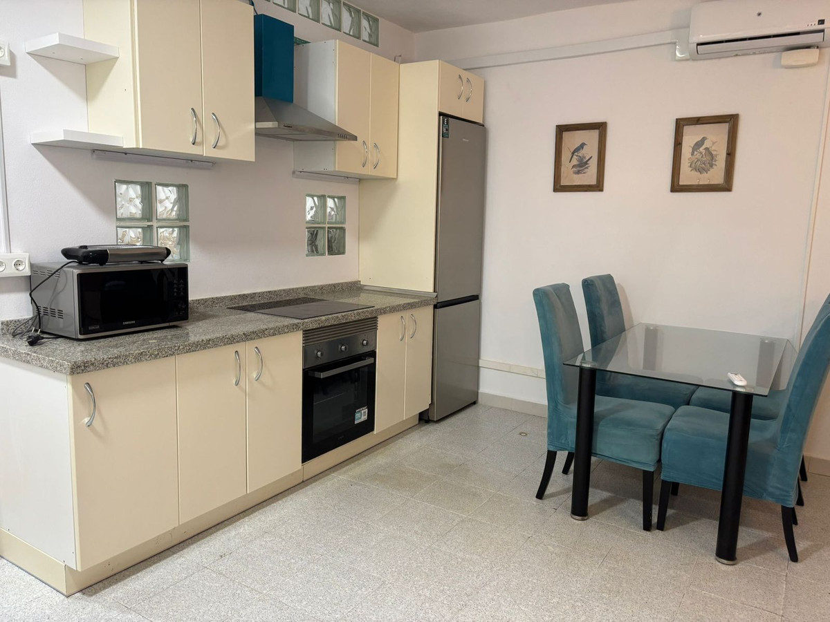 Se vende Pareada de 4 dormitorios en Costa Del Sol, Cadiz, España