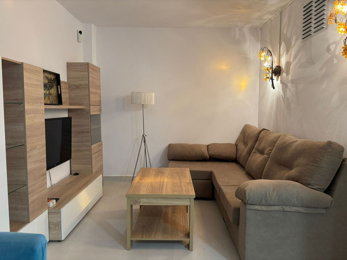 Se vende Pareada de 4 dormitorios en Costa Del Sol, Cadiz, España