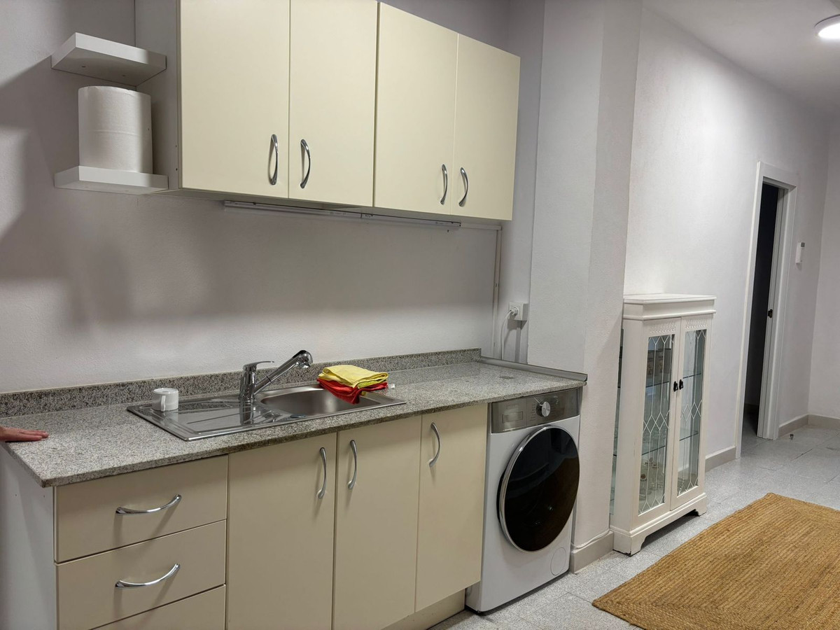 Se vende Pareada de 4 dormitorios en Costa Del Sol, Cadiz, España