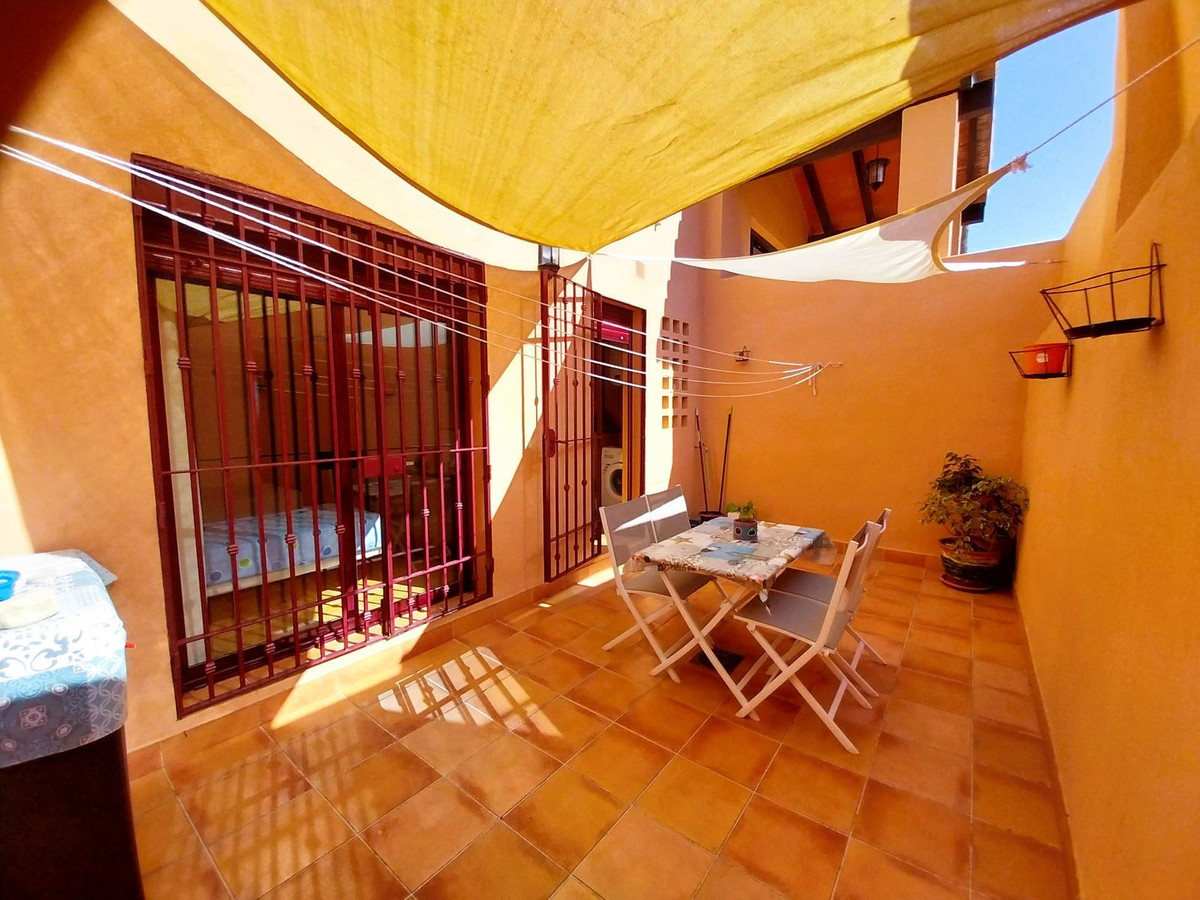 2 Bed Apartment for sale in Calahonda Costa Del Sol, Málaga, Spain