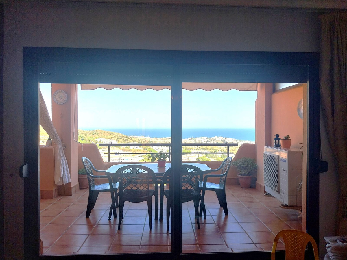 2 Bed Apartment for sale in Calahonda Costa Del Sol, Málaga, Spain