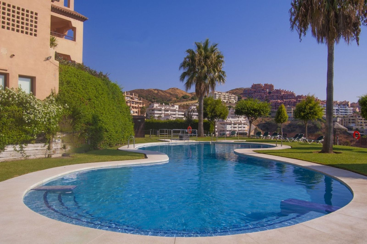 2 Bed Apartment for sale in Calahonda Costa Del Sol, Málaga, Spain