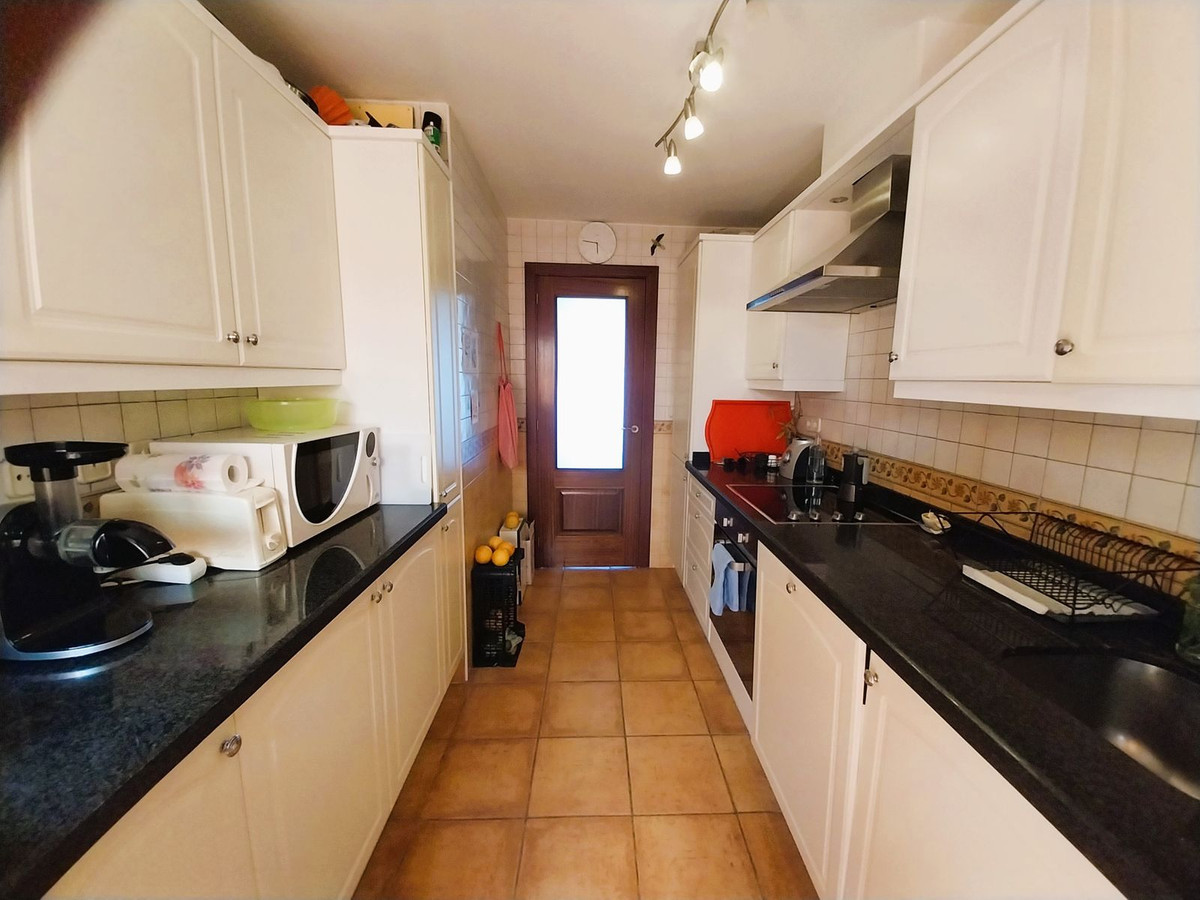 2 Bed Apartment for sale in Calahonda Costa Del Sol, Málaga, Spain