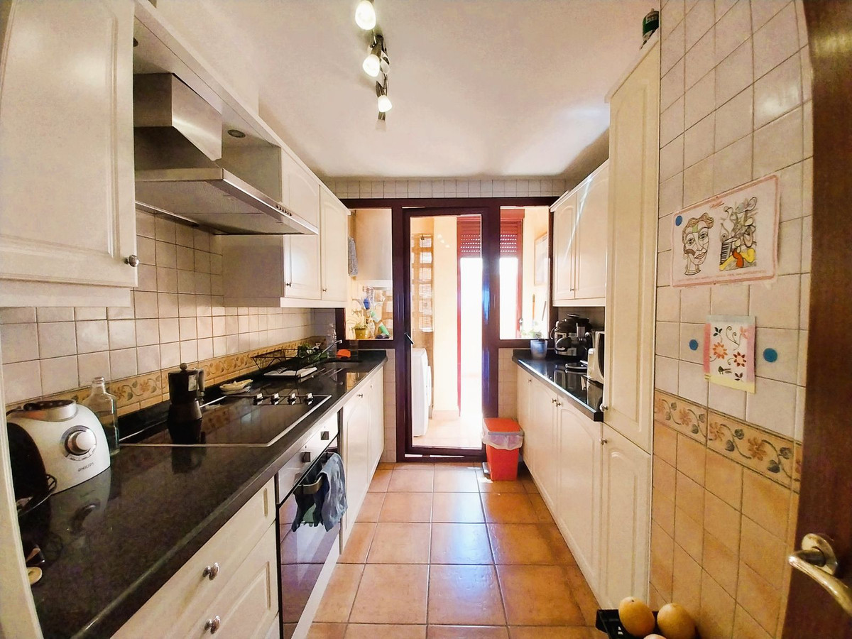 2 Bed Apartment for sale in Calahonda Costa Del Sol, Málaga, Spain