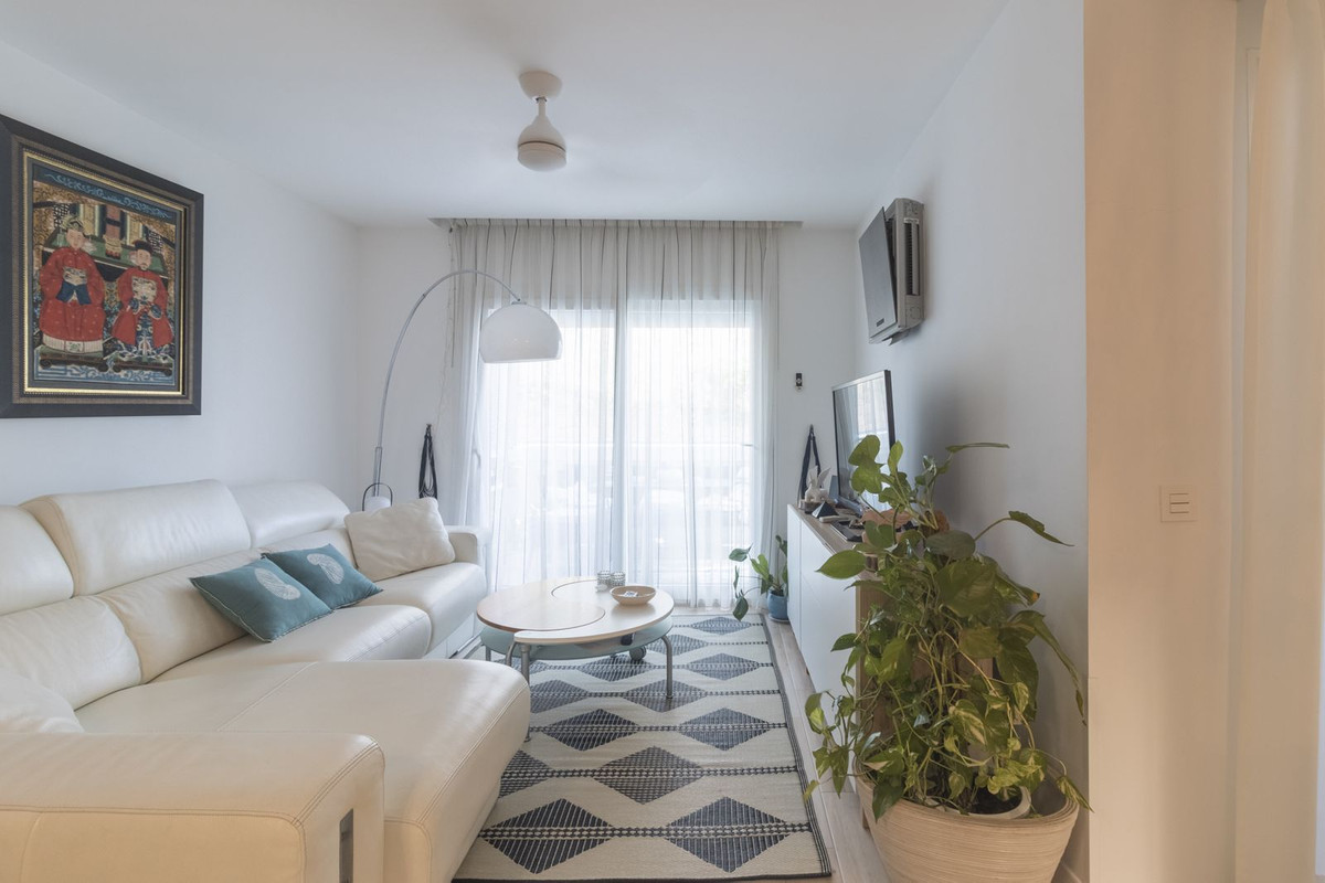 Se vende Apartamento Planta Media de 3 dormitorios en Costa Del Sol, Málaga, España