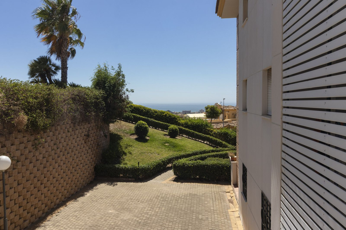 Se vende Apartamento Planta Media de 3 dormitorios en Costa Del Sol, Málaga, España