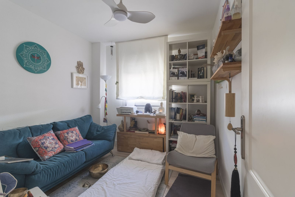 Se vende Apartamento Planta Media de 3 dormitorios en Costa Del Sol, Málaga, España