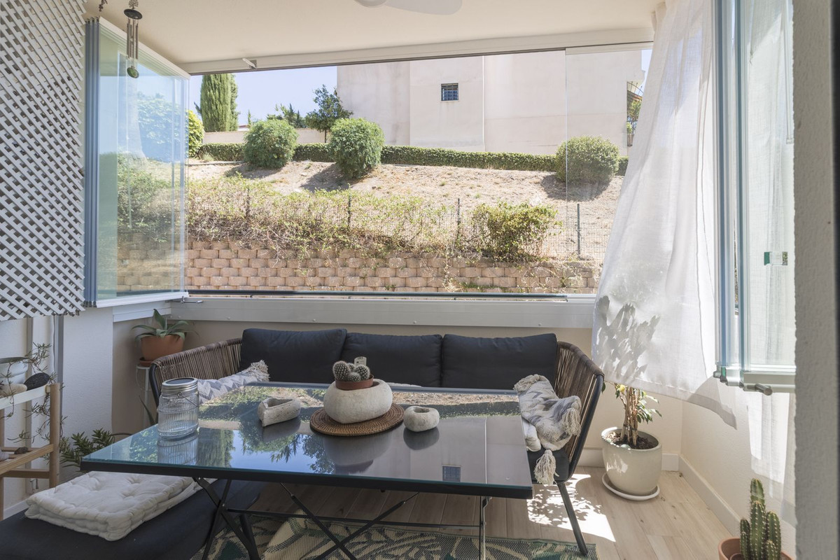 Se vende Apartamento Planta Media de 3 dormitorios en Costa Del Sol, Málaga, España