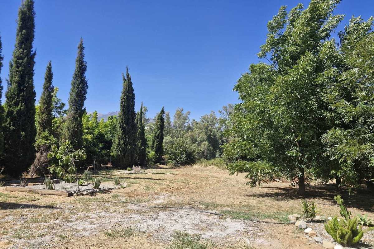 Se vende Finca - Cortijo de 3 dormitorios en Costa Del Sol, Málaga, España