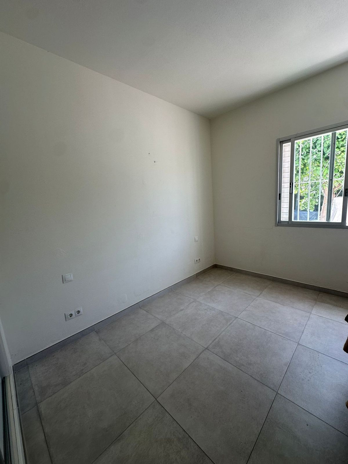 Se vende Apartamento Planta Baja de 2 dormitorios en Costa Del Sol, Málaga, España