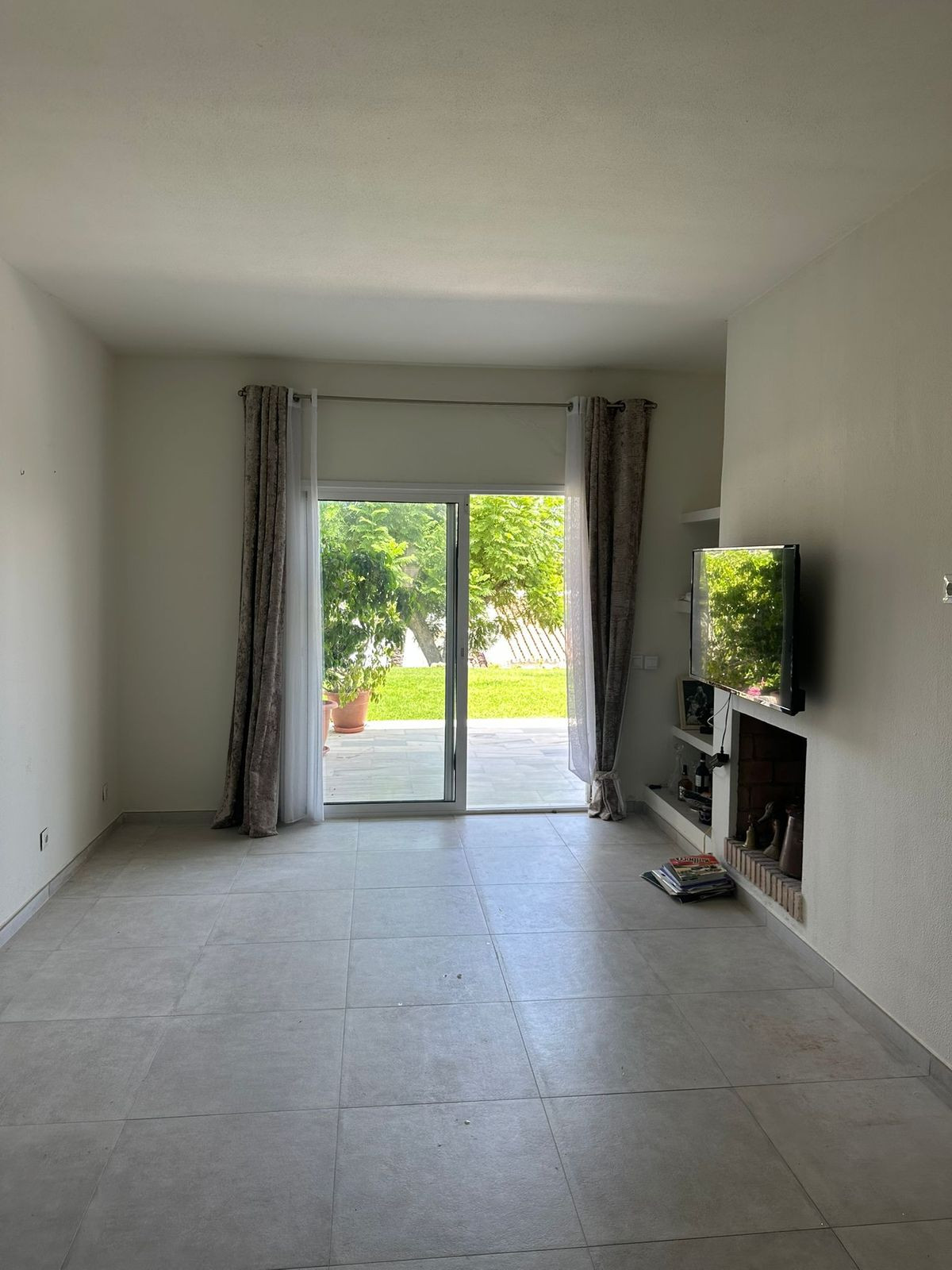 Se vende Apartamento Planta Baja de 2 dormitorios en Costa Del Sol, Málaga, España