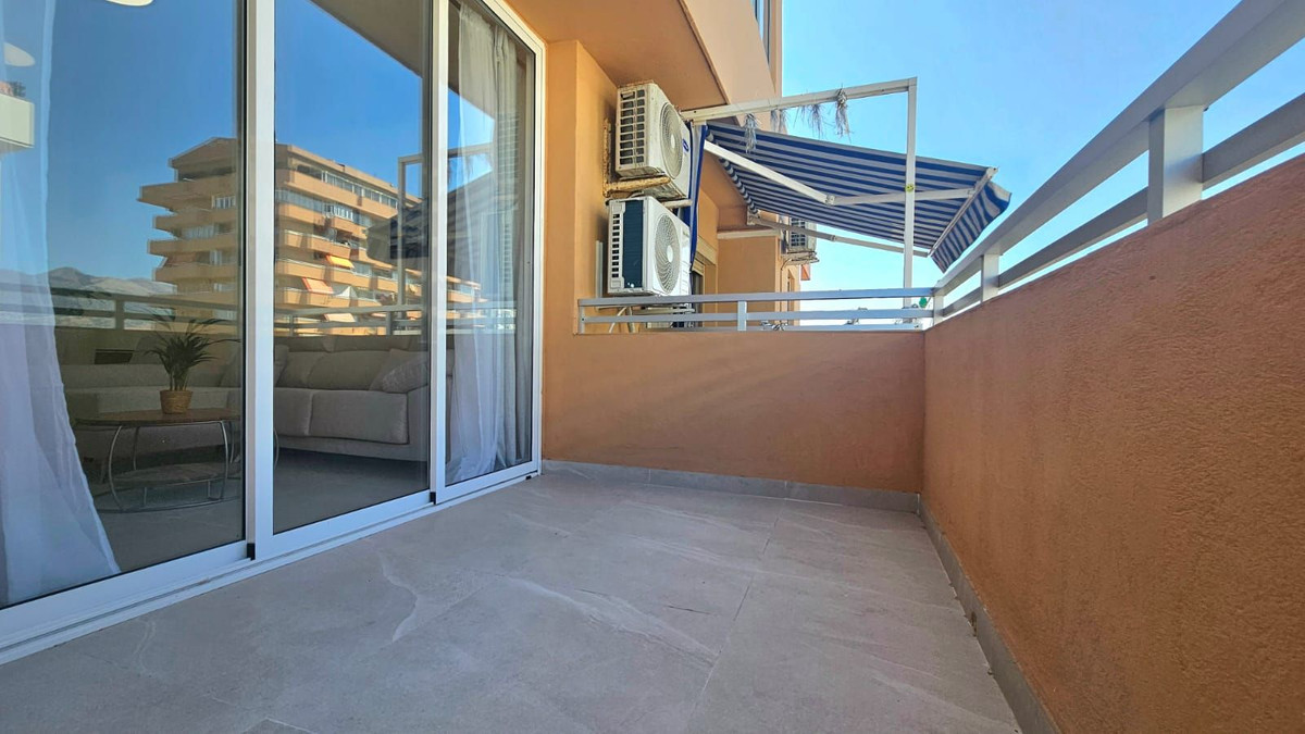 Se vende Apartamento Planta Media de 3 dormitorios en Costa Del Sol, Málaga, España
