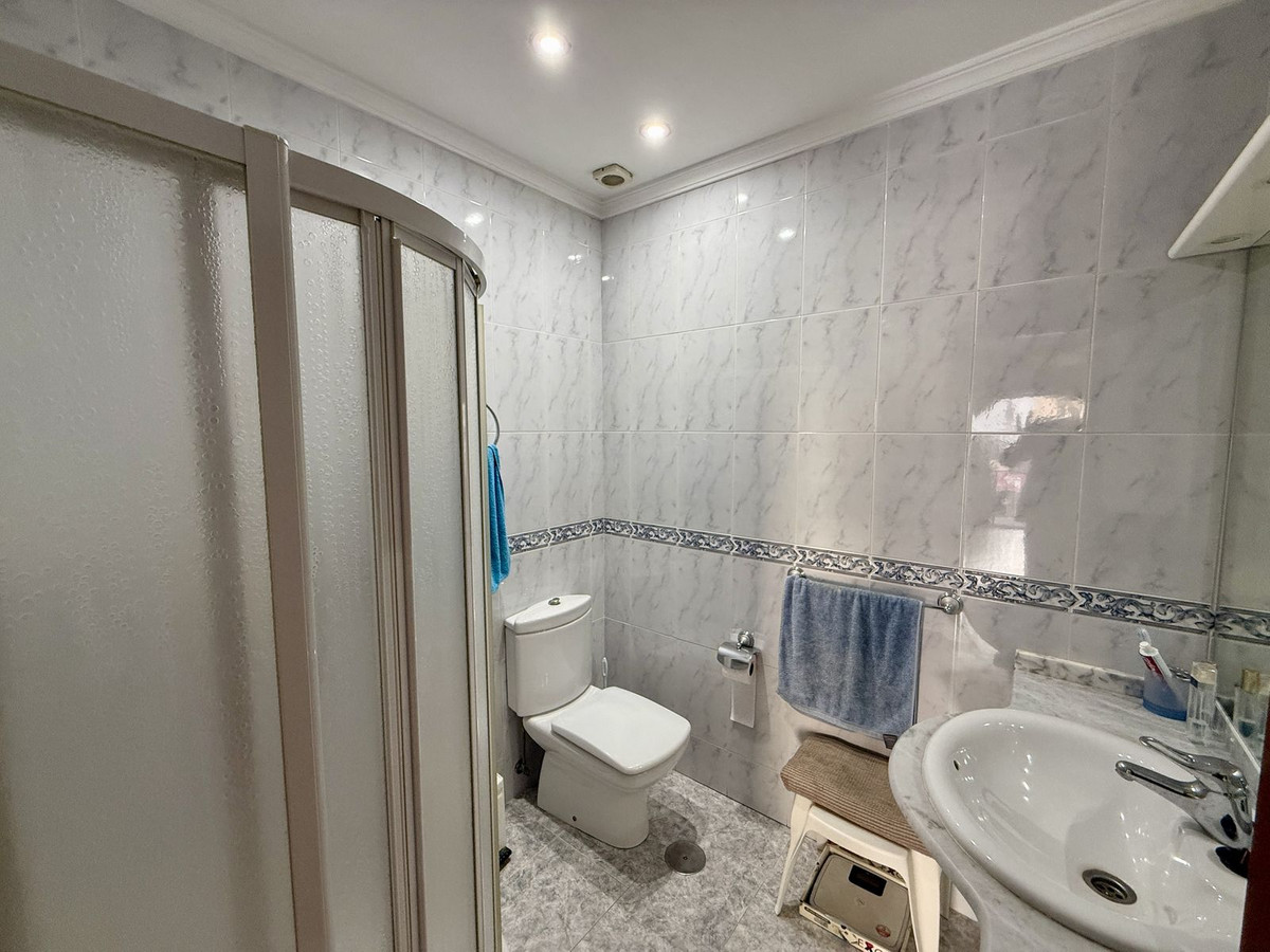 8 Bed Apartment for sale in Los Boliches Costa Del Sol, Málaga, Spain