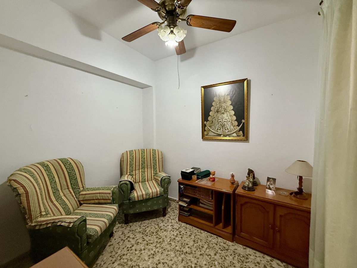 8 Bed Apartment for sale in Los Boliches Costa Del Sol, Málaga, Spain
