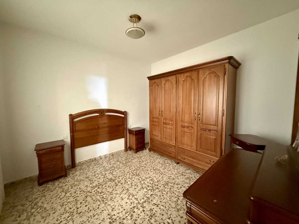 8 Bed Apartment for sale in Los Boliches Costa Del Sol, Málaga, Spain