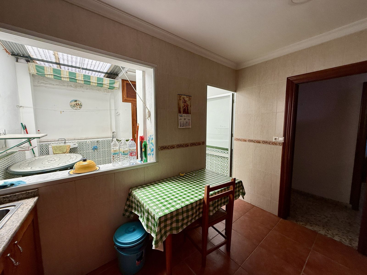 8 Bed Apartment for sale in Los Boliches Costa Del Sol, Málaga, Spain