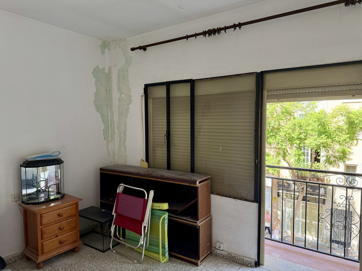 8 Bed Apartment for sale in Los Boliches Costa Del Sol, Málaga, Spain