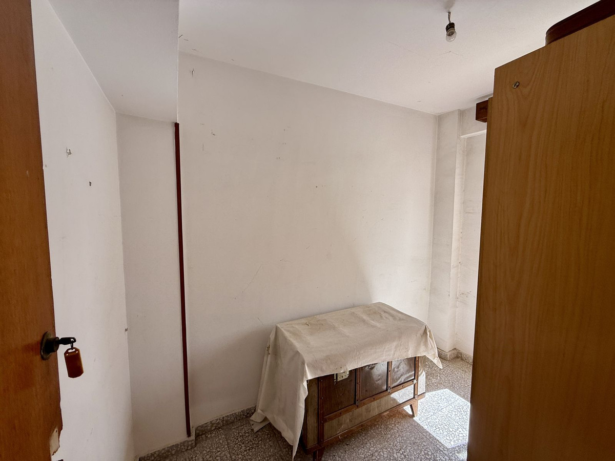 8 Bed Apartment for sale in Los Boliches Costa Del Sol, Málaga, Spain