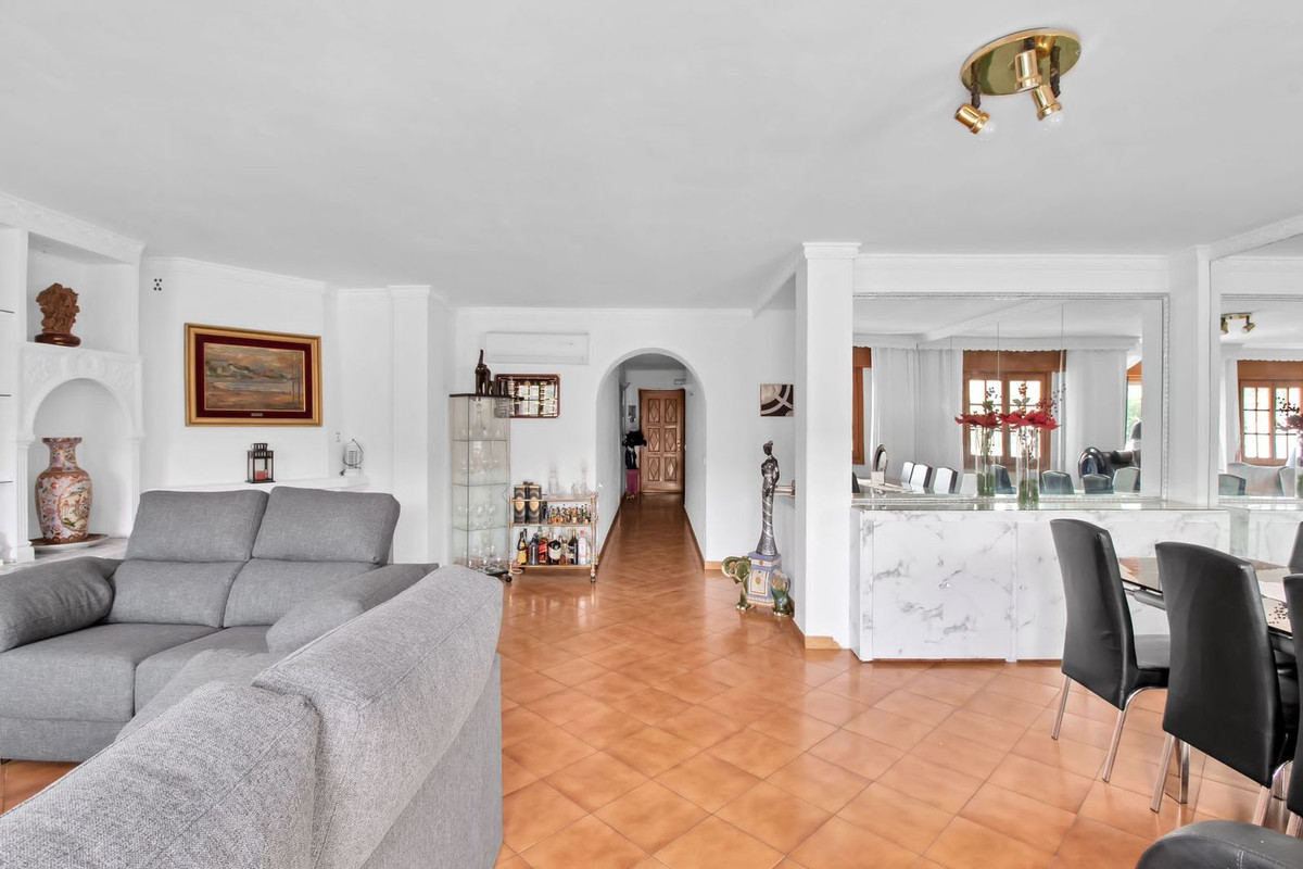 Se vende Dúplex de 5 dormitorios en Costa Del Sol, Málaga, España