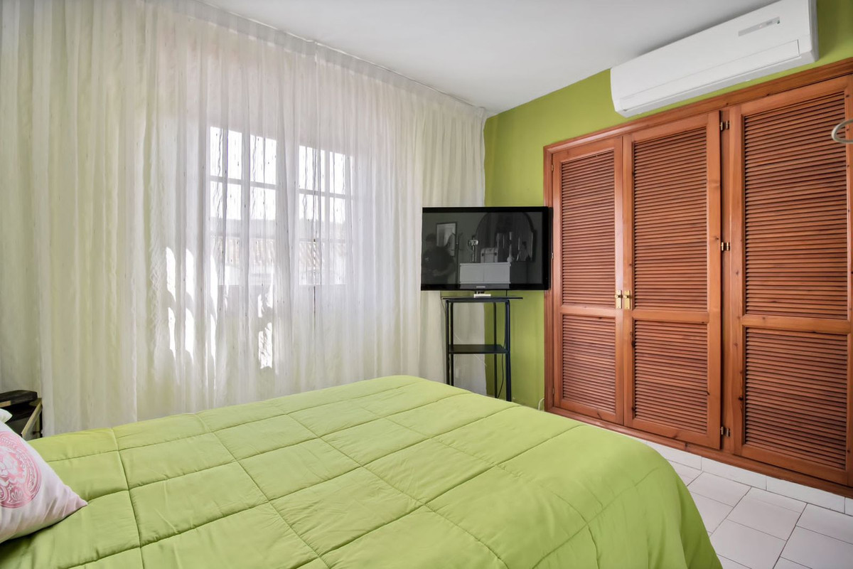 Se vende Dúplex de 5 dormitorios en Costa Del Sol, Málaga, España