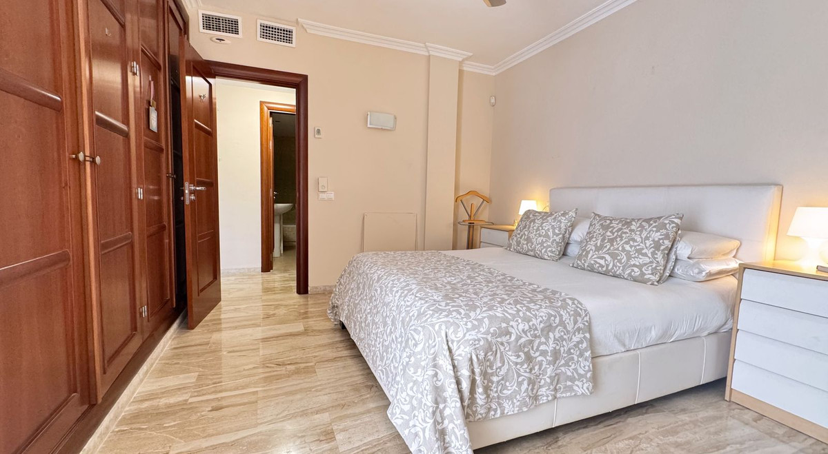 4 Bed Townhouse for sale in Calahonda Costa Del Sol, Málaga, Spain