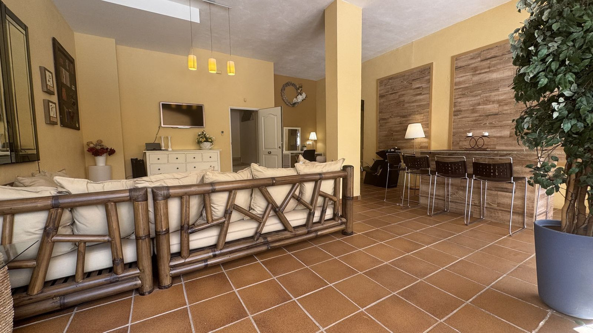 4 Bed Townhouse for sale in Calahonda Costa Del Sol, Málaga, Spain