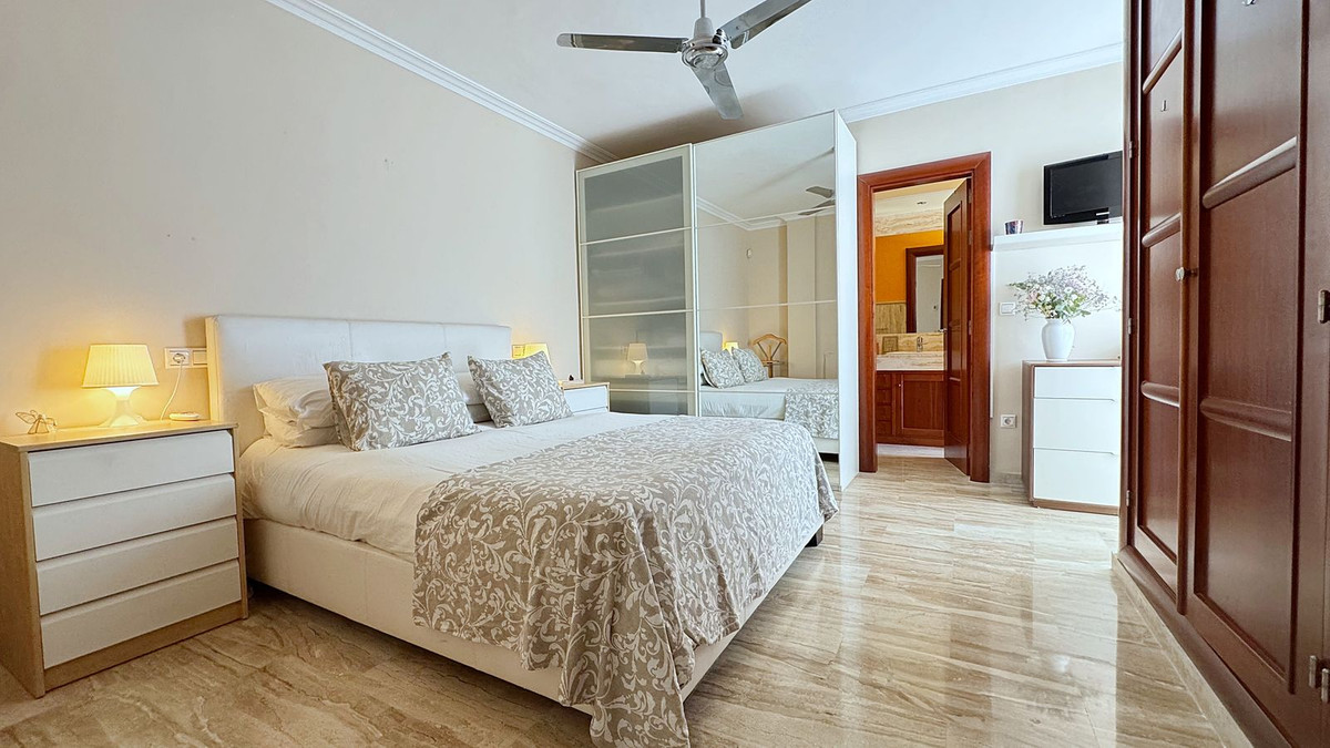 4 Bed Townhouse for sale in Calahonda Costa Del Sol, Málaga, Spain