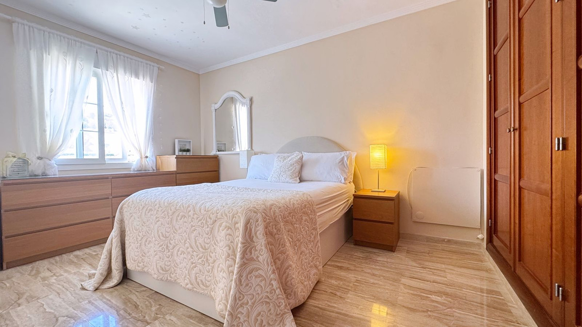 4 Bed Townhouse for sale in Calahonda Costa Del Sol, Málaga, Spain