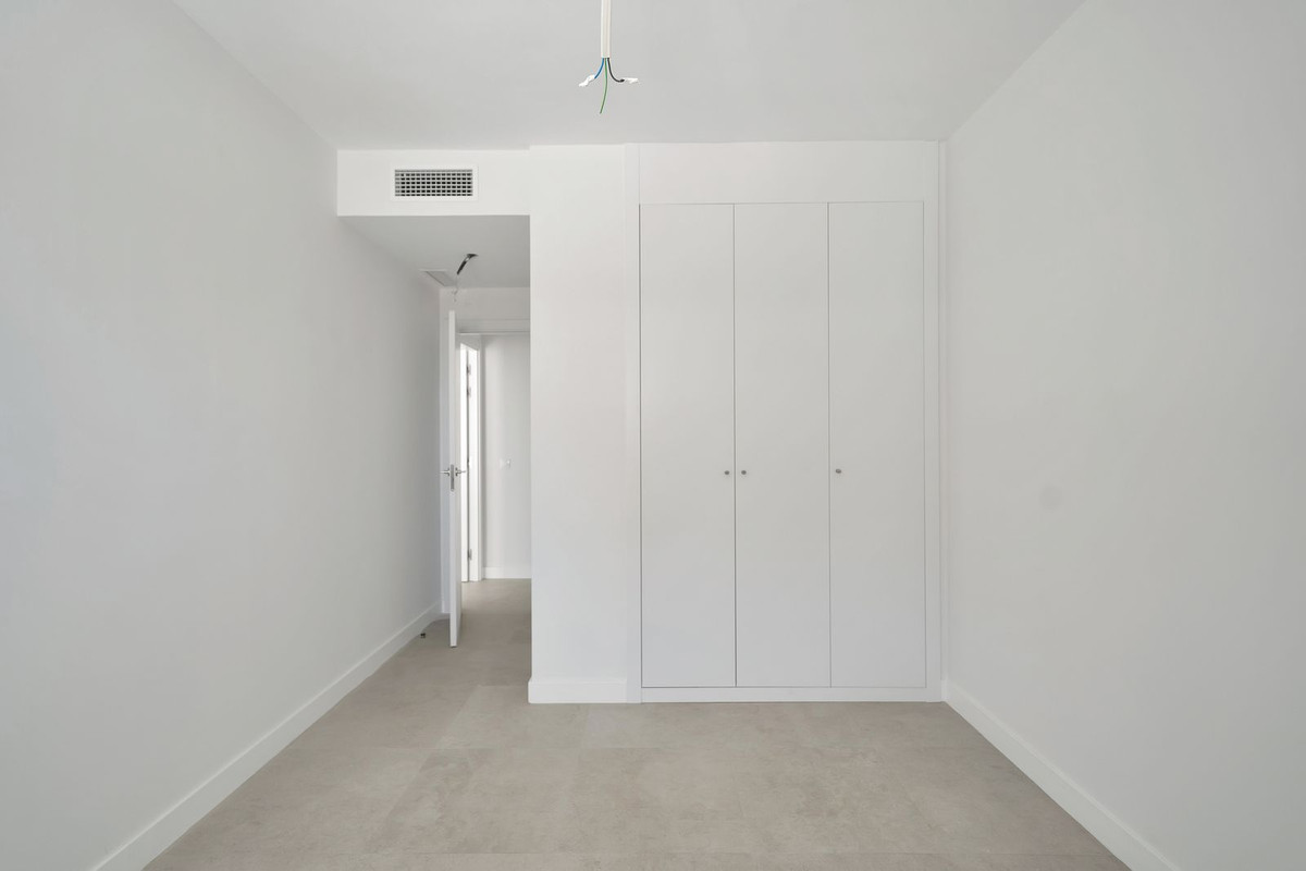 Se vende Apartamento Planta Baja de 2 dormitorios en Costa Del Sol, Málaga, España