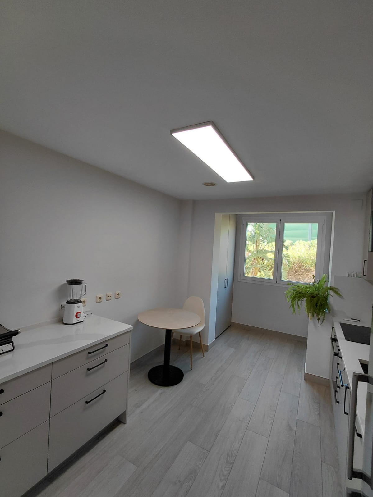2 Bed Apartment for sale in Nagüeles Costa Del Sol, Málaga, Spain
