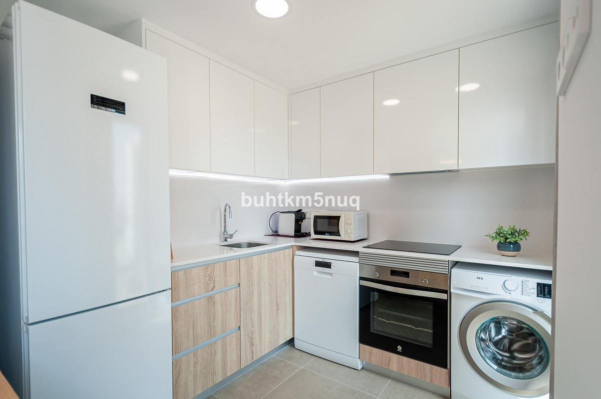 Se vende Apartamento Planta Media de 2 dormitorios en Costa Blanca, Alicante, España