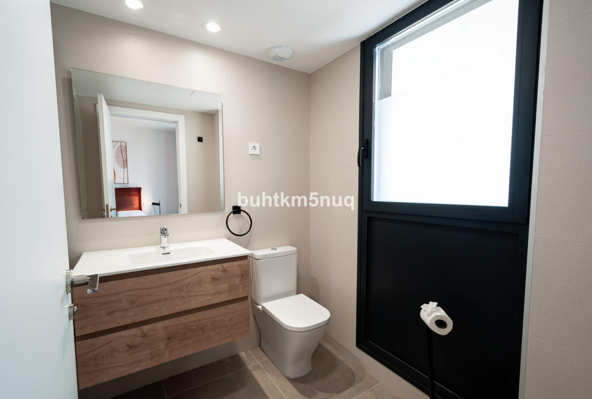 Se vende Apartamento Planta Media de 2 dormitorios en Costa Blanca, Alicante, España
