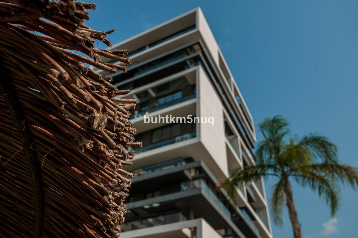 Se vende Apartamento Planta Media de 2 dormitorios en Costa Blanca, Alicante, España