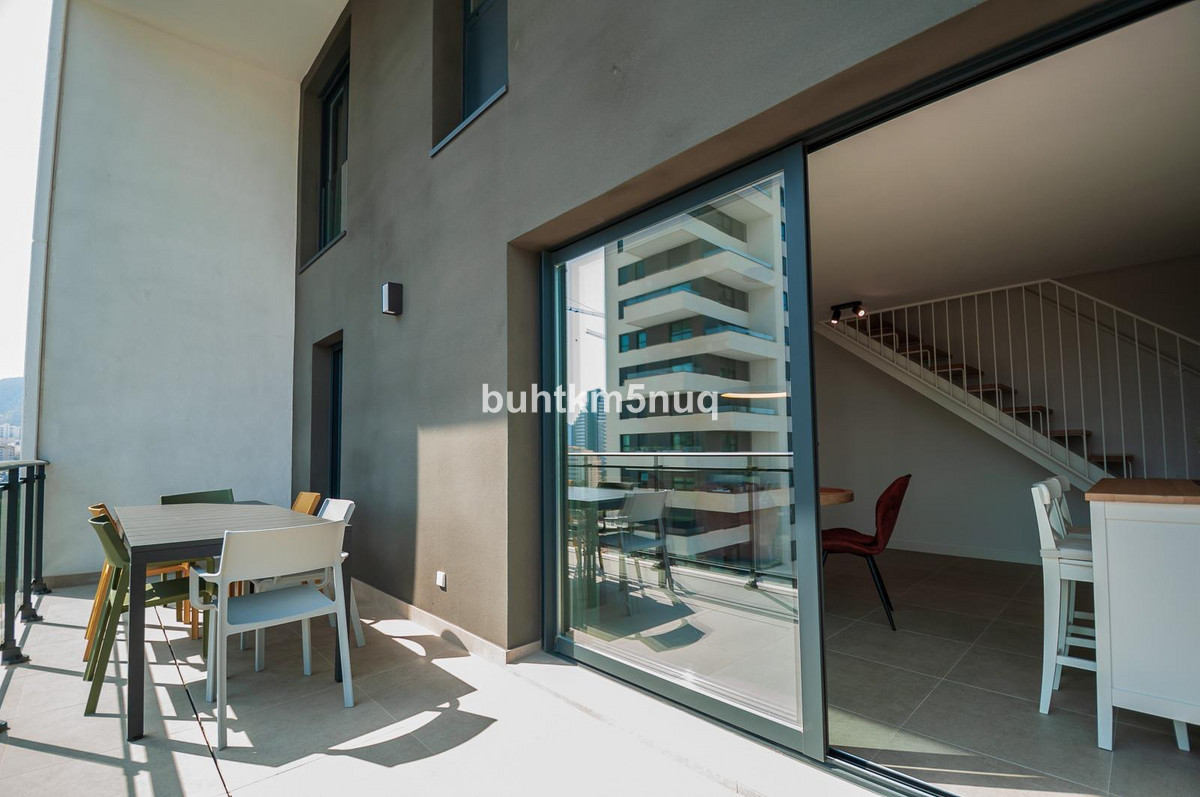 Se vende Apartamento Planta Media de 2 dormitorios en Costa Blanca, Alicante, España