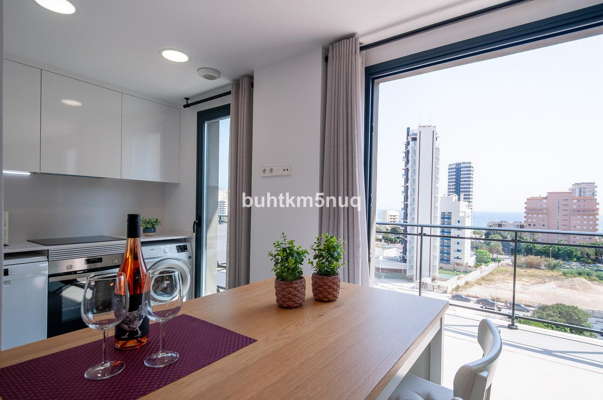 Se vende Apartamento Planta Media de 2 dormitorios en Costa Blanca, Alicante, España