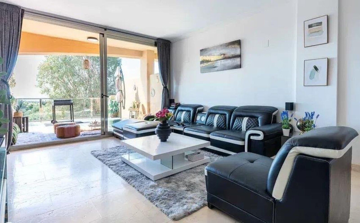 Se vende Apartamento Planta Media de 2 dormitorios en Costa Del Sol, Málaga, España