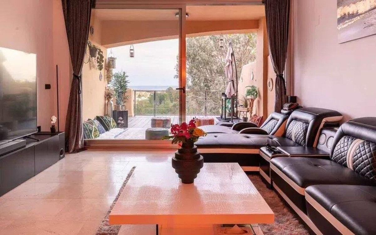 Se vende Apartamento Planta Media de 2 dormitorios en Costa Del Sol, Málaga, España