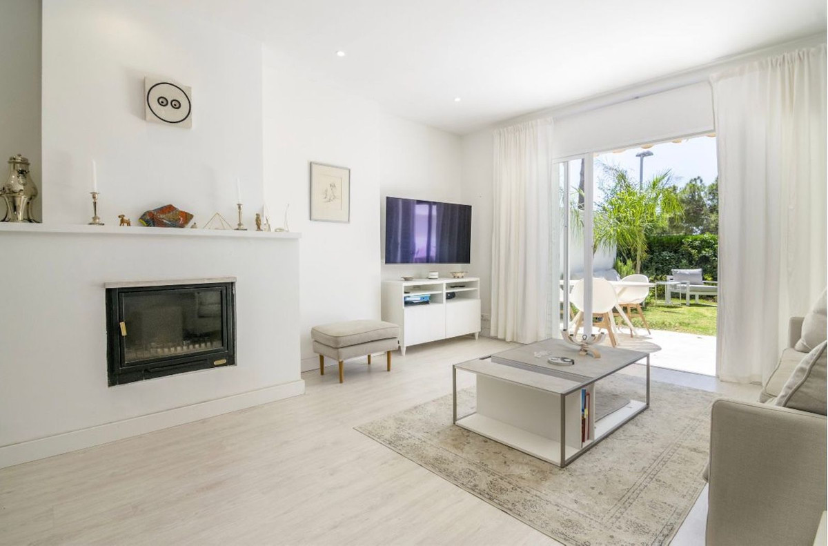 3 Bed Townhouse for sale in Nueva Andalucía Costa Del Sol, Málaga, Spain